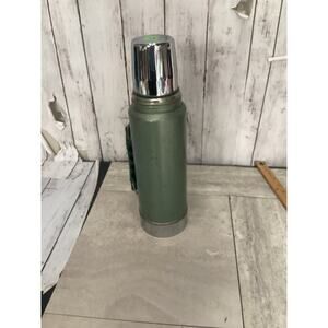 Stanley Aladdin A-944DH-1 Green Quart Vacuum Thermos Bottle Vintage Made in USA